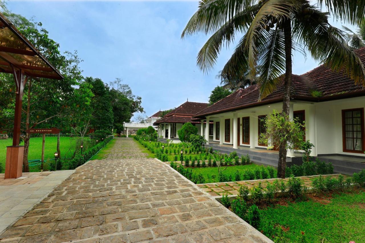 Triveny River Palace Hotel Alappuzha Exterior photo
