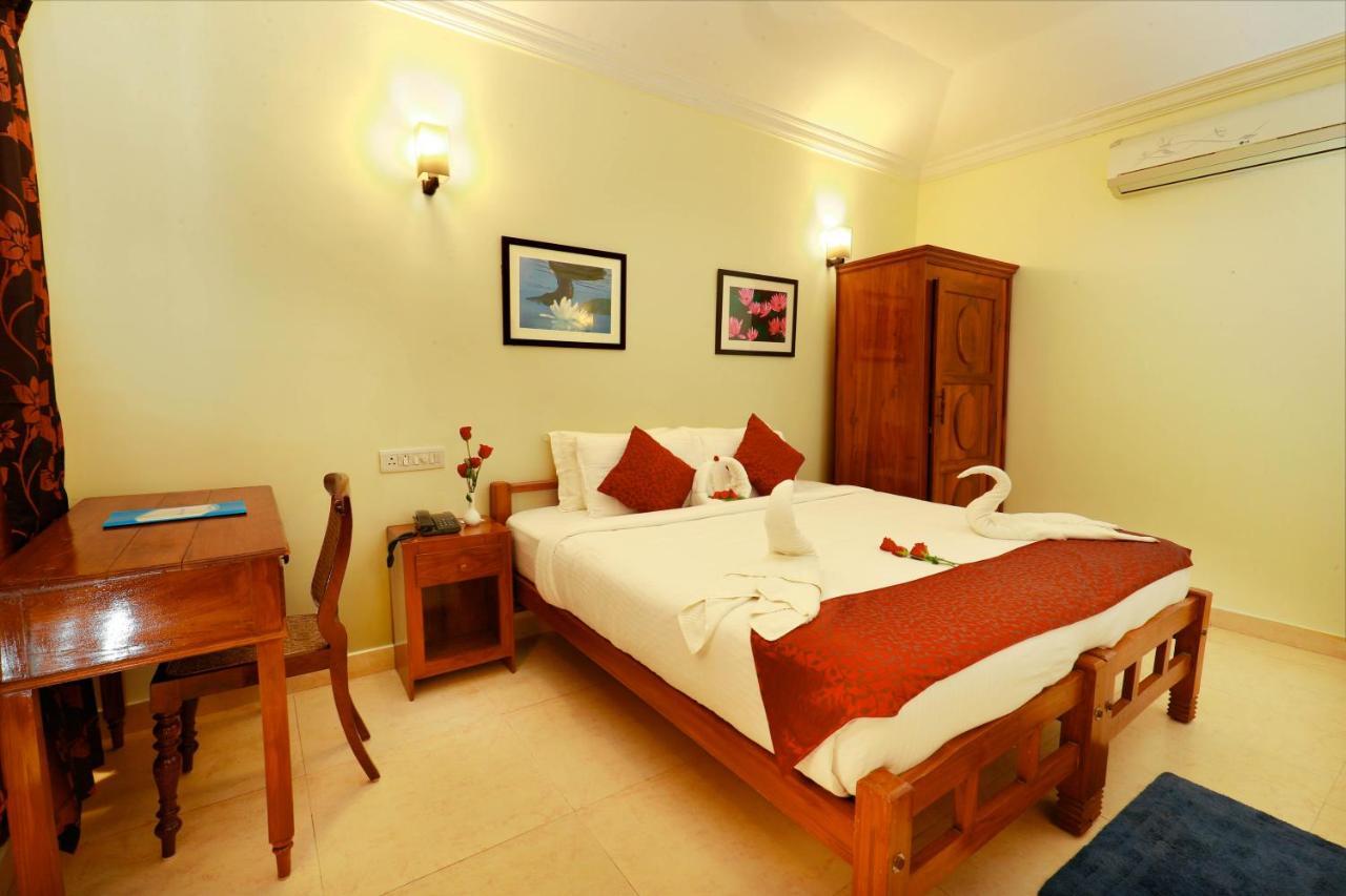 Triveny River Palace Hotel Alappuzha Exterior photo