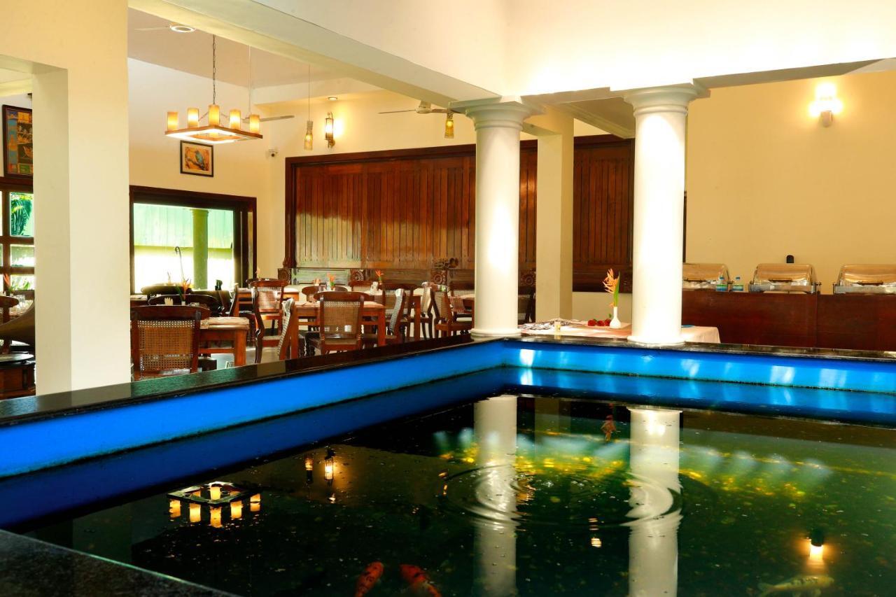 Triveny River Palace Hotel Alappuzha Exterior photo